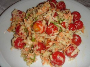 Салат из моркови с сыром